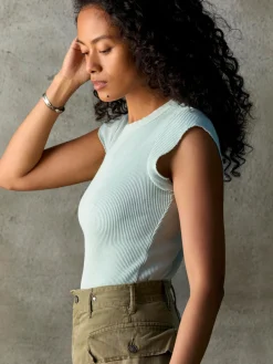 Women Imogene + Willie cut sleeve thermal in sky blue