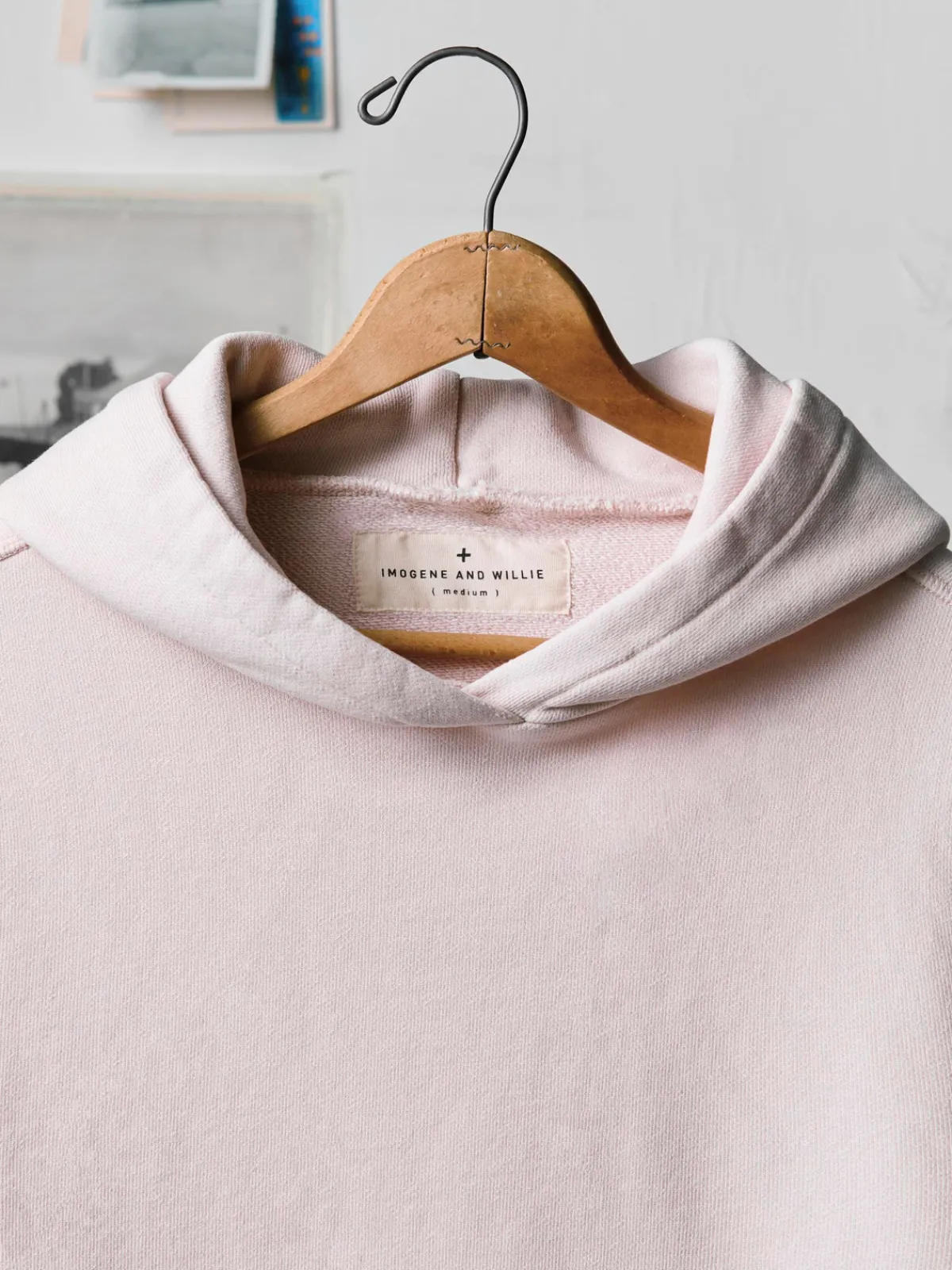 Imogene + Willie davenport hoodie in pink stone
