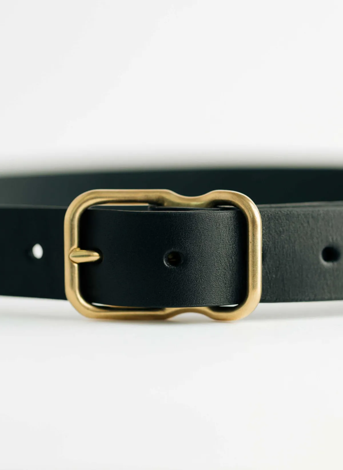 Women Imogene + Willie emil erwin narrow signature belt in black