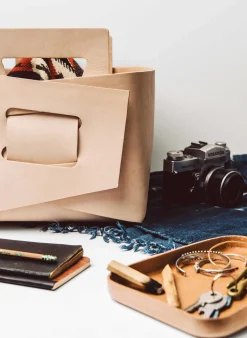 Women Imogene + Willie emil erwin natural leather tray