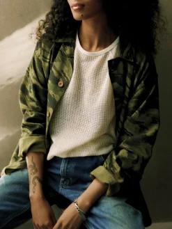 Women Imogene + Willie fatigue jacket in brushstroke camo