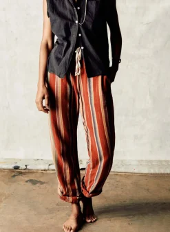 Women Imogene + Willie fethiye in hand-loomed coastal stripe