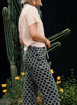 Women Imogene + Willie fethiye in indigo kiji print