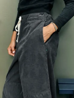 Women Imogene + Willie flight pant in faded black