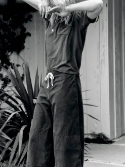 Women Imogene + Willie flight pant in faded black