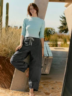 Women Imogene + Willie flight pant in faded black