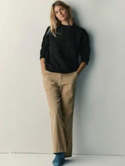 Women Imogene + Willie galway wool sweater in black nep