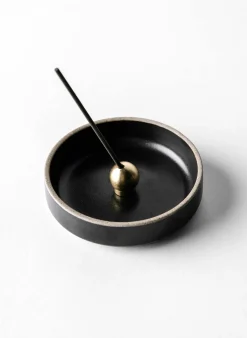 Women Imogene + Willie hasami incense holder set with aloeswood