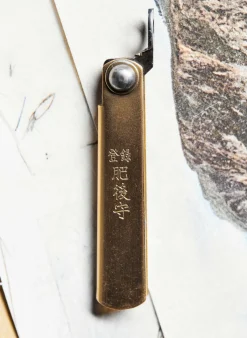 Women Imogene + Willie higonokami folding knife