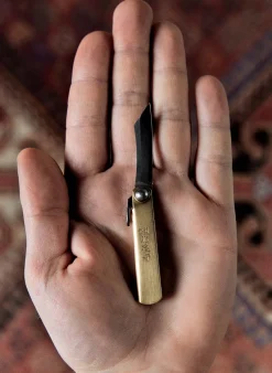 Women Imogene + Willie higonokami folding knife
