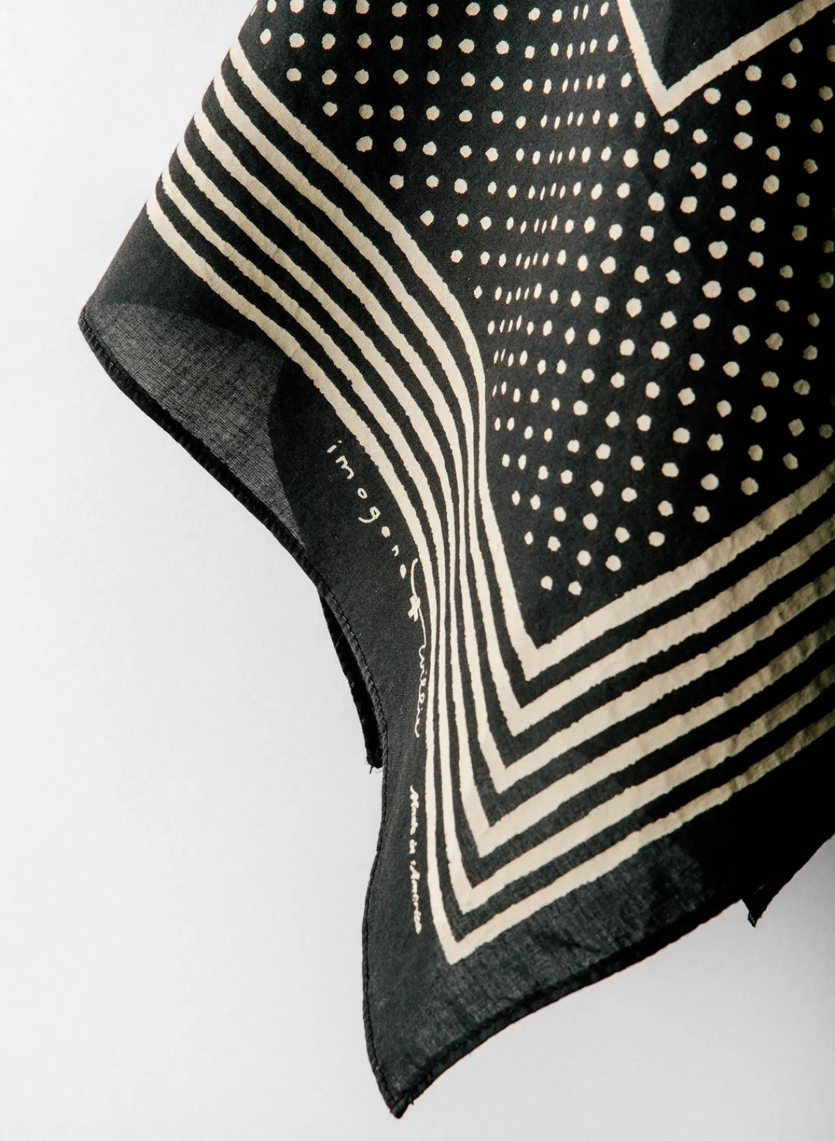 Women Imogene + Willie i+w vintage black bandana v2