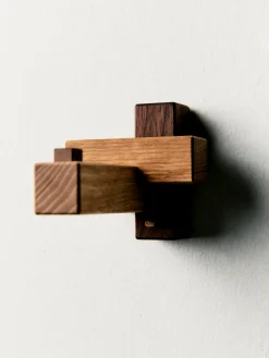 Women Imogene + Willie kigumi wall hook
