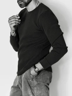 Imogene + Willie long sleeve thermal crew in faded black