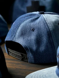 Women Imogene + Willie love fades recycled denim 