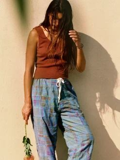 Women Imogene + Willie madras lounge pant in stafford