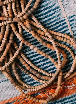 Women Imogene + Willie mome beads necklace