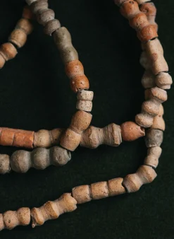 Women Imogene + Willie mome beads necklace