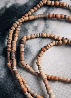 Women Imogene + Willie mome beads necklace