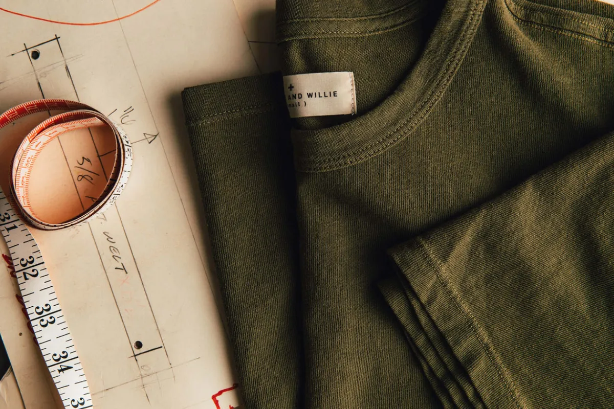 Women Imogene + Willie olive knit midweight crew