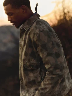 Imogene + Willie quilt lined canvas chore coat in camo