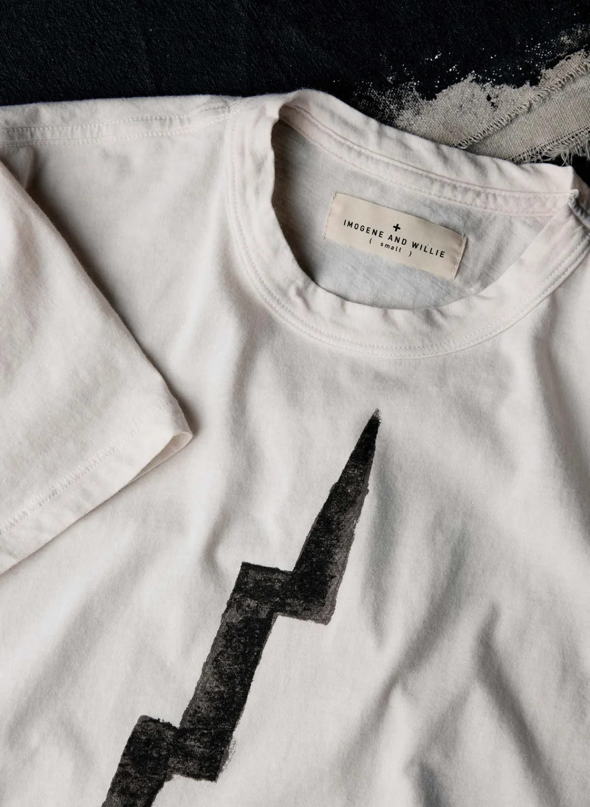 Women Imogene + Willie the "bolt" tee in vintage white