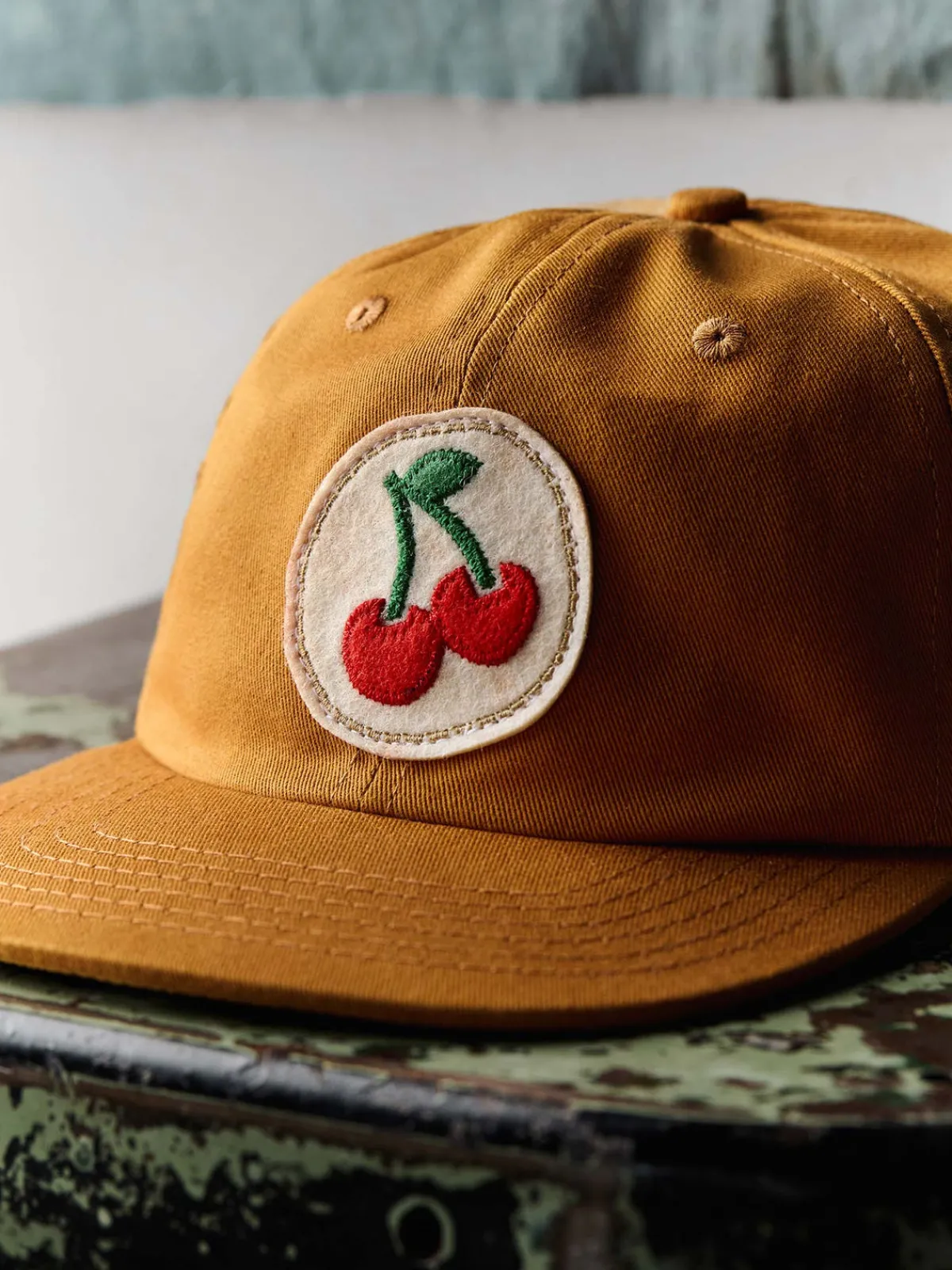Women Imogene + Willie the "cherry" cap