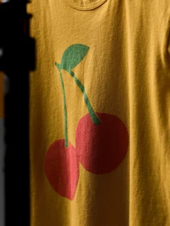 Women Imogene + Willie the "cherry" tee in gold