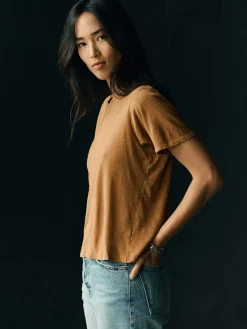 Women Imogene + Willie the cotton hemp tee in field brown