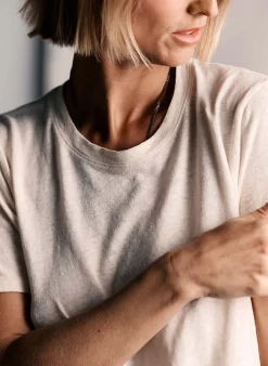 Women Imogene + Willie the cotton hemp tee in vintage white