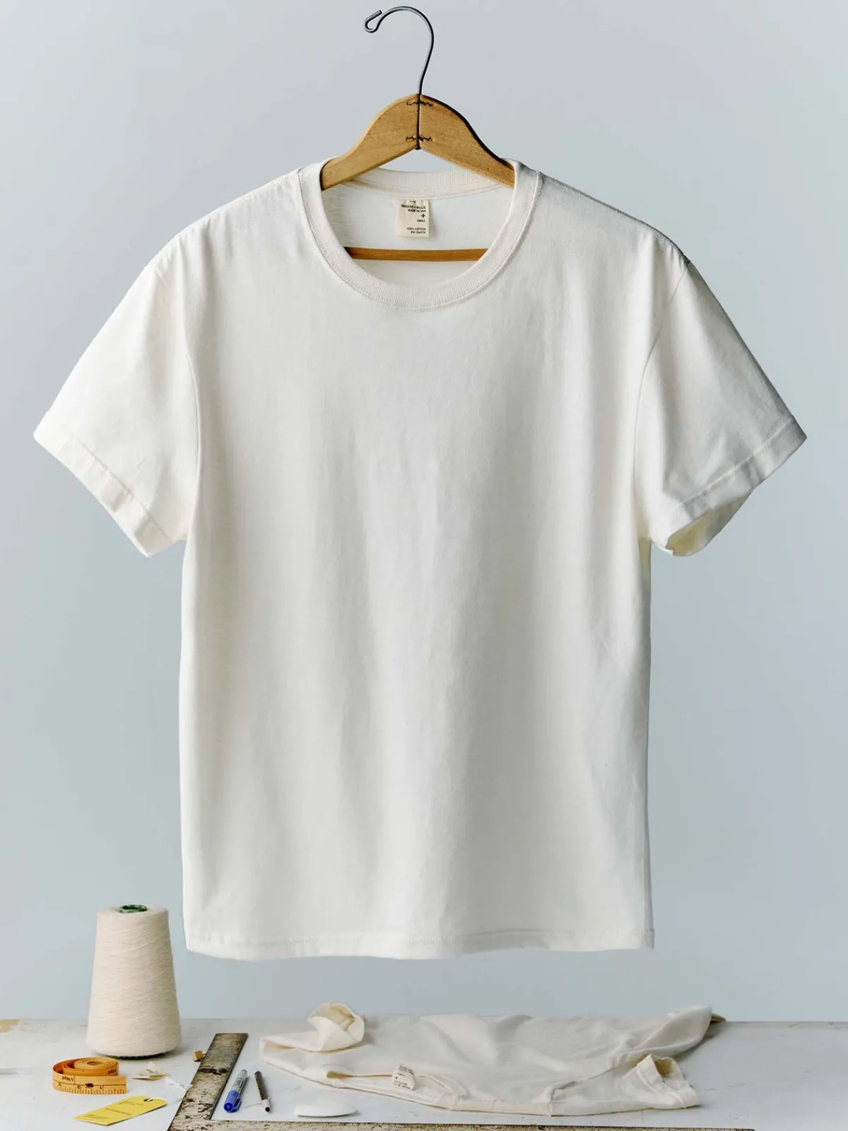 Women Imogene + Willie the cotton project tee in vintage white (2-pack)
