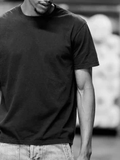 Women Imogene + Willie the cotton project tee in faded black