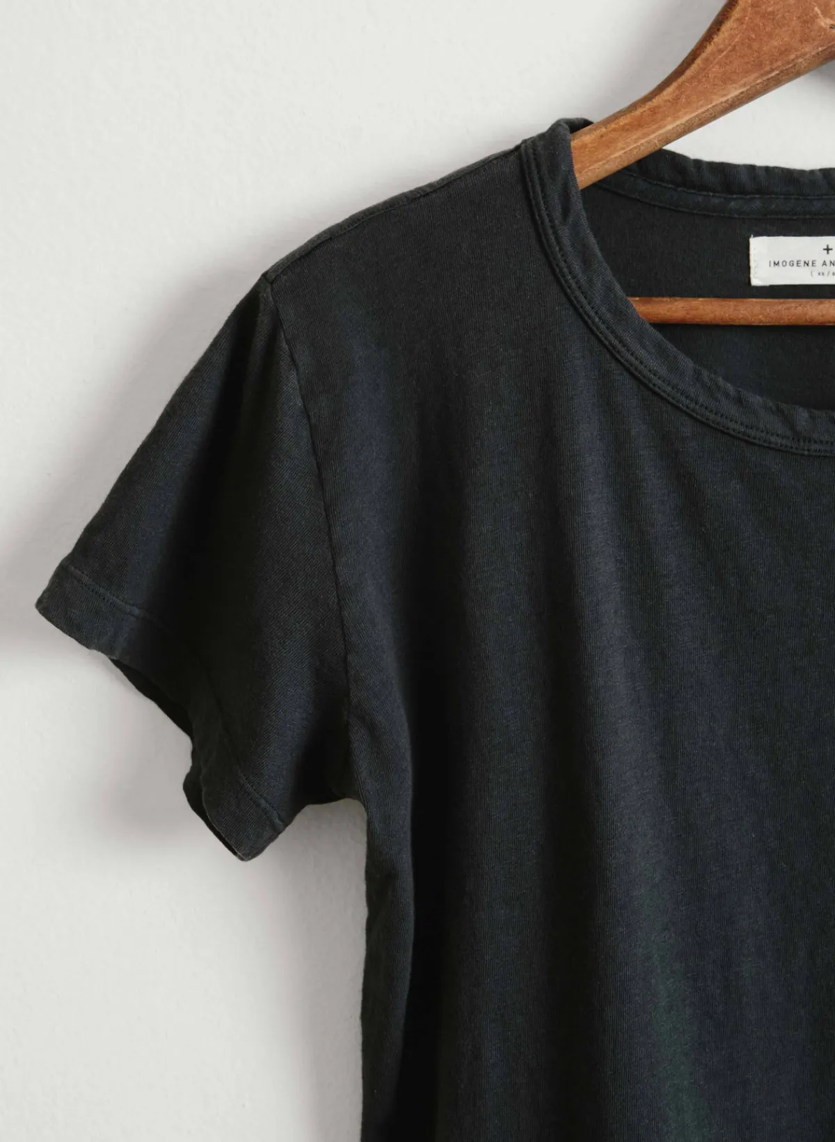 Women Imogene + Willie the drop tee in faded black