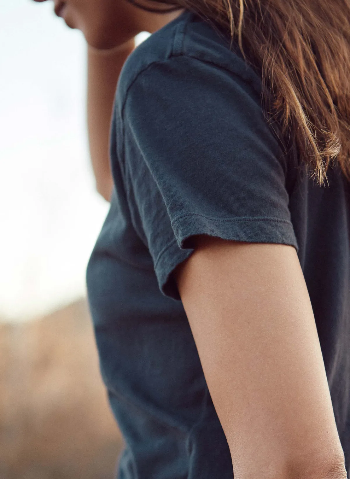 Women Imogene + Willie the drop tee in faded black