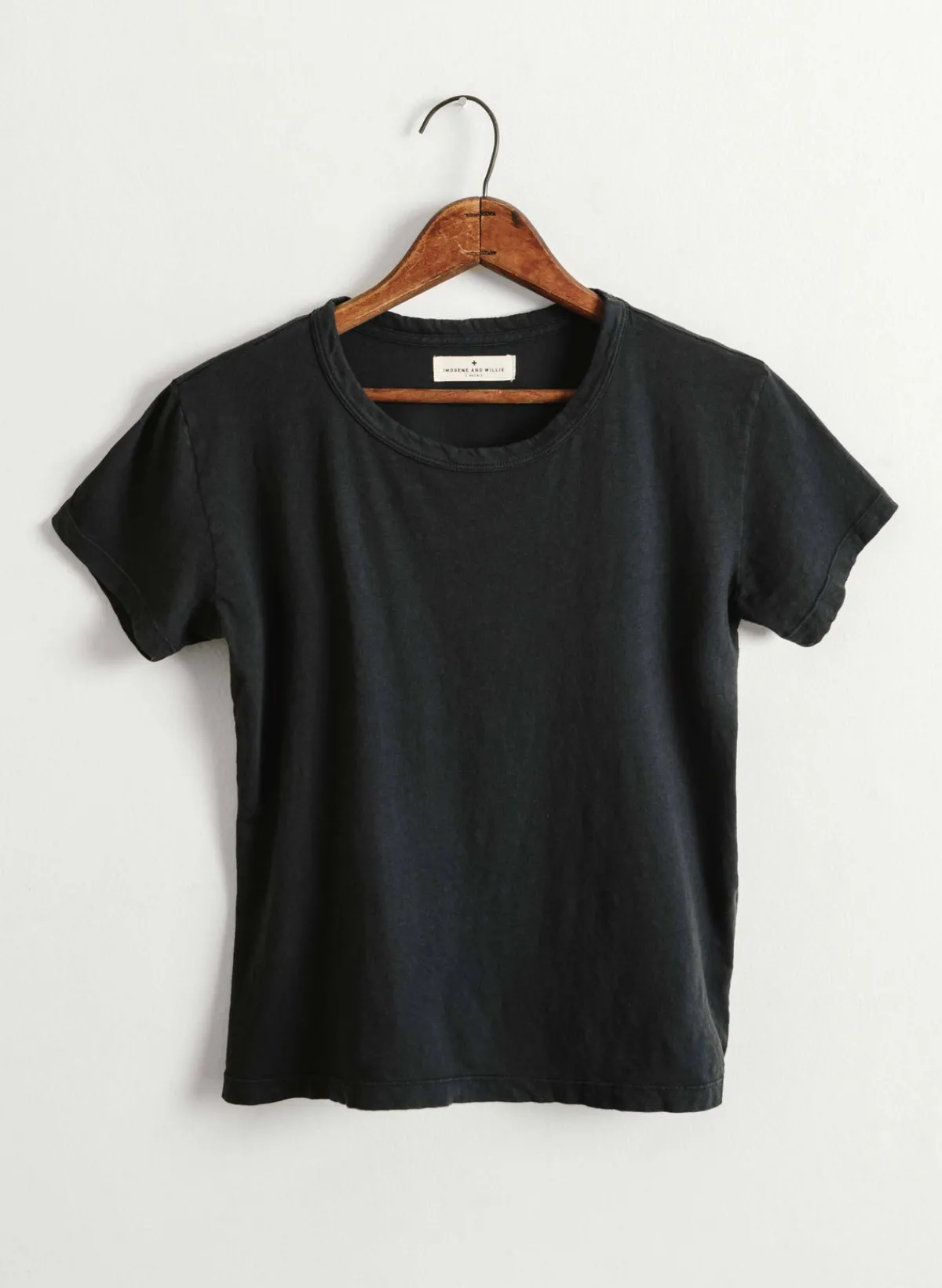 Women Imogene + Willie the drop tee in faded black