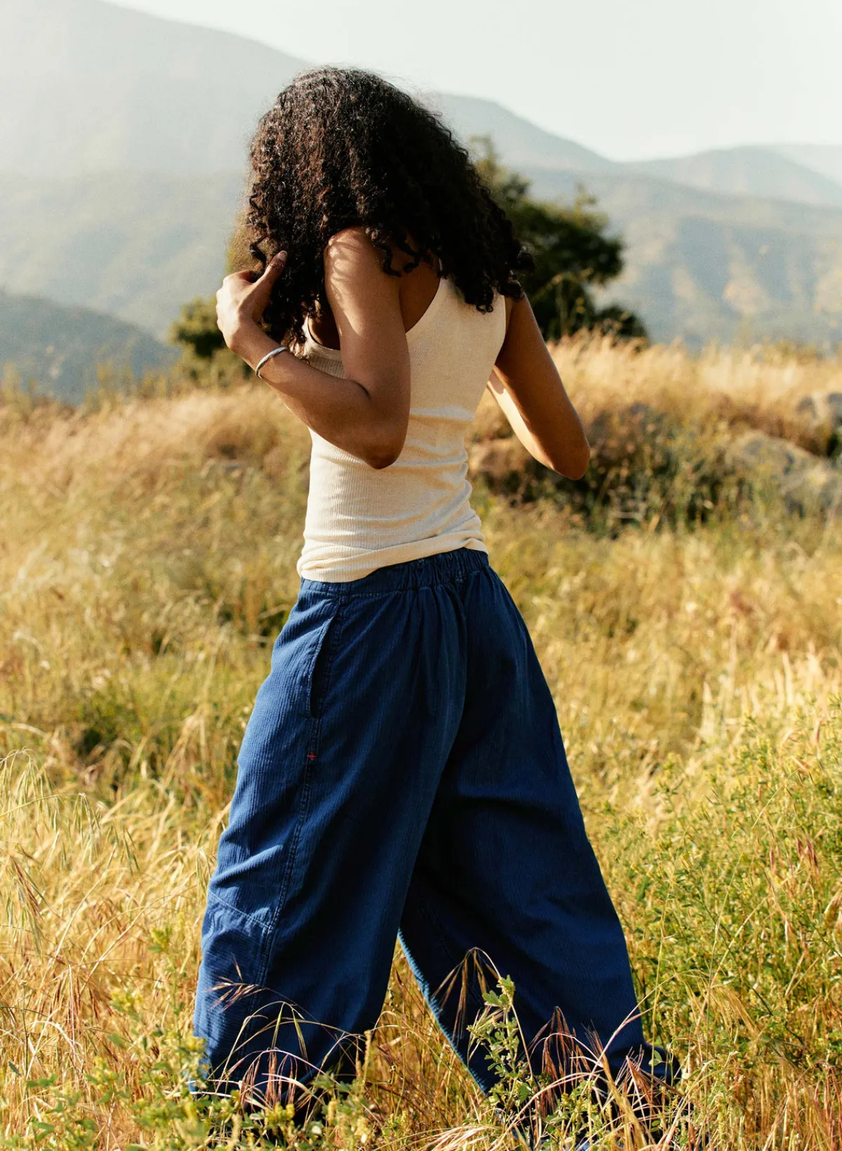 Women Imogene + Willie the flight pant in sashiko indigo