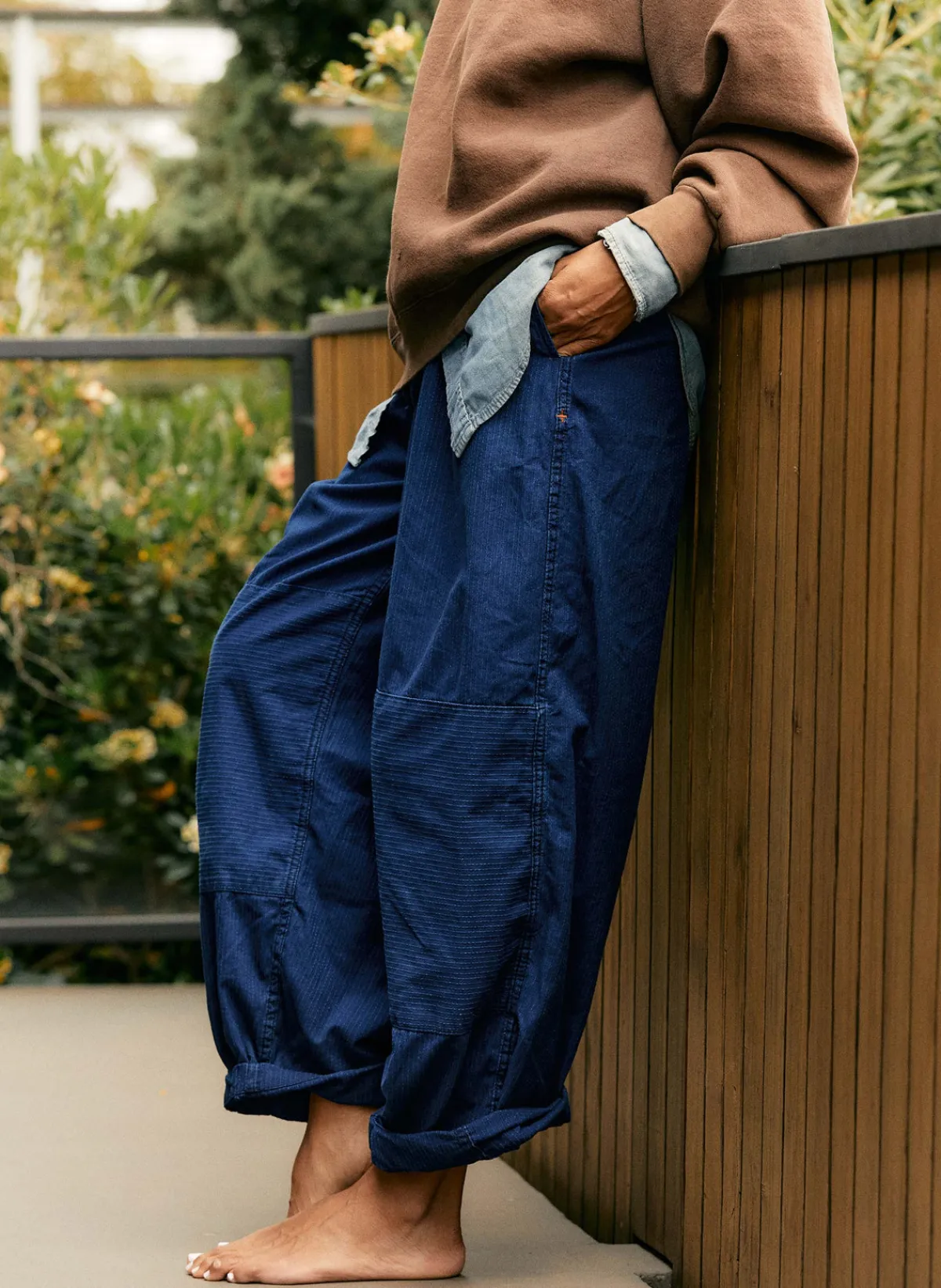 Women Imogene + Willie the flight pant in sashiko indigo