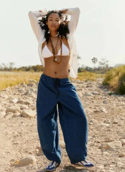 Women Imogene + Willie the flight pant in sashiko indigo
