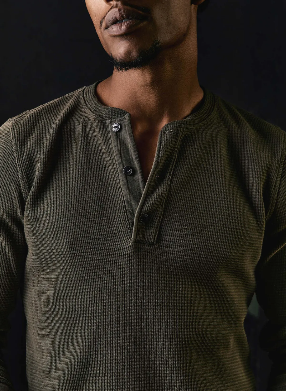 Imogene + Willie the knit waffle henley in forest