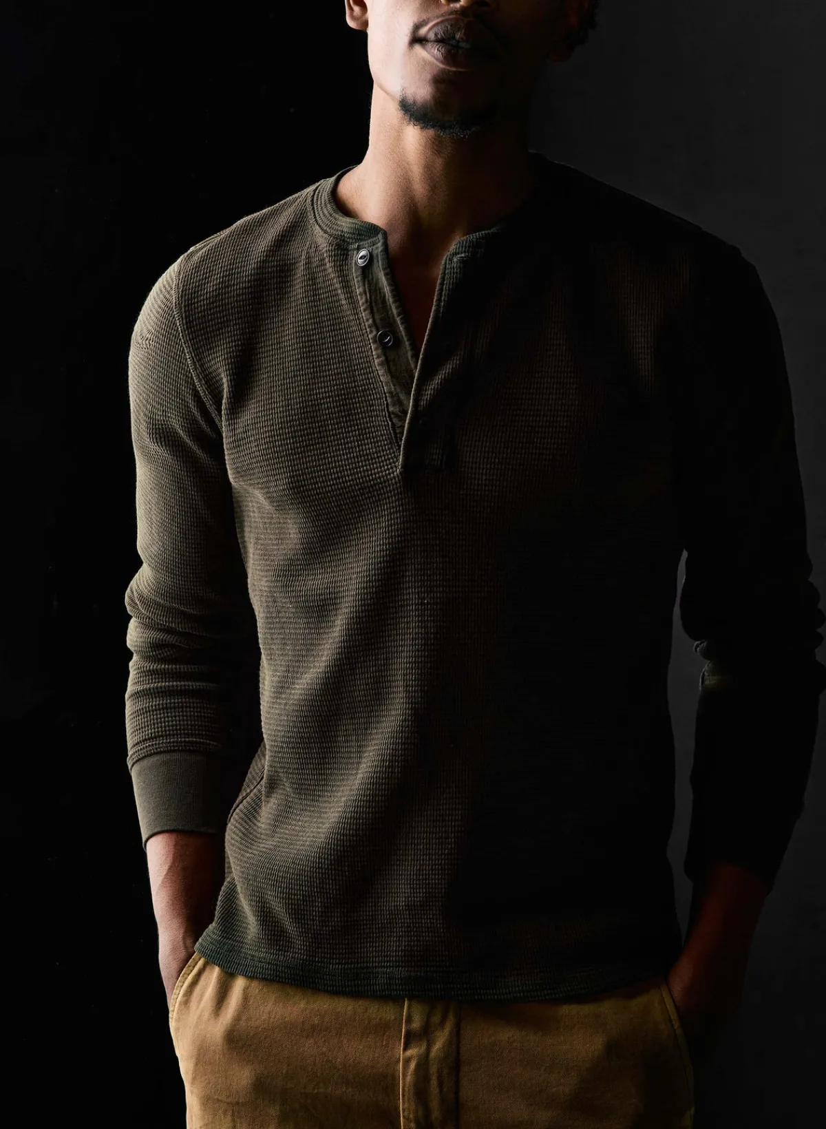 Imogene + Willie the knit waffle henley in forest