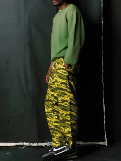 Imogene + Willie the lounge pant in brushstroke camo