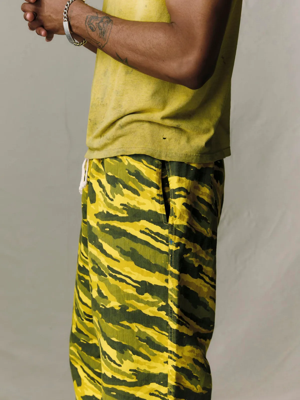 Imogene + Willie the lounge pant in brushstroke camo