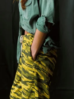 Women Imogene + Willie the lounge pant in brushstroke camo