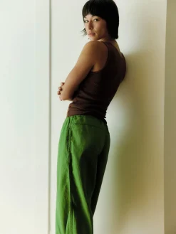 Women Imogene + Willie the lounge pant in fern green