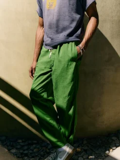 Imogene + Willie the lounge pant in fern green