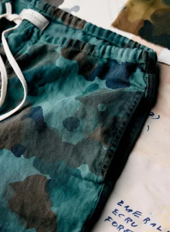 Women Imogene + Willie the lounge pant in painted camo