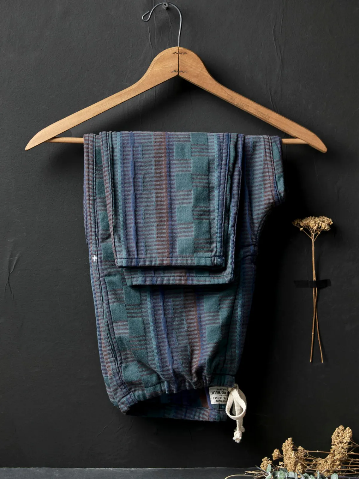 Women Imogene + Willie the lounge pant in sonoran jacquard