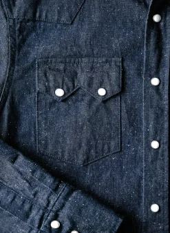 Imogene + Willie the sawtooth pearl snap in indigo nep
