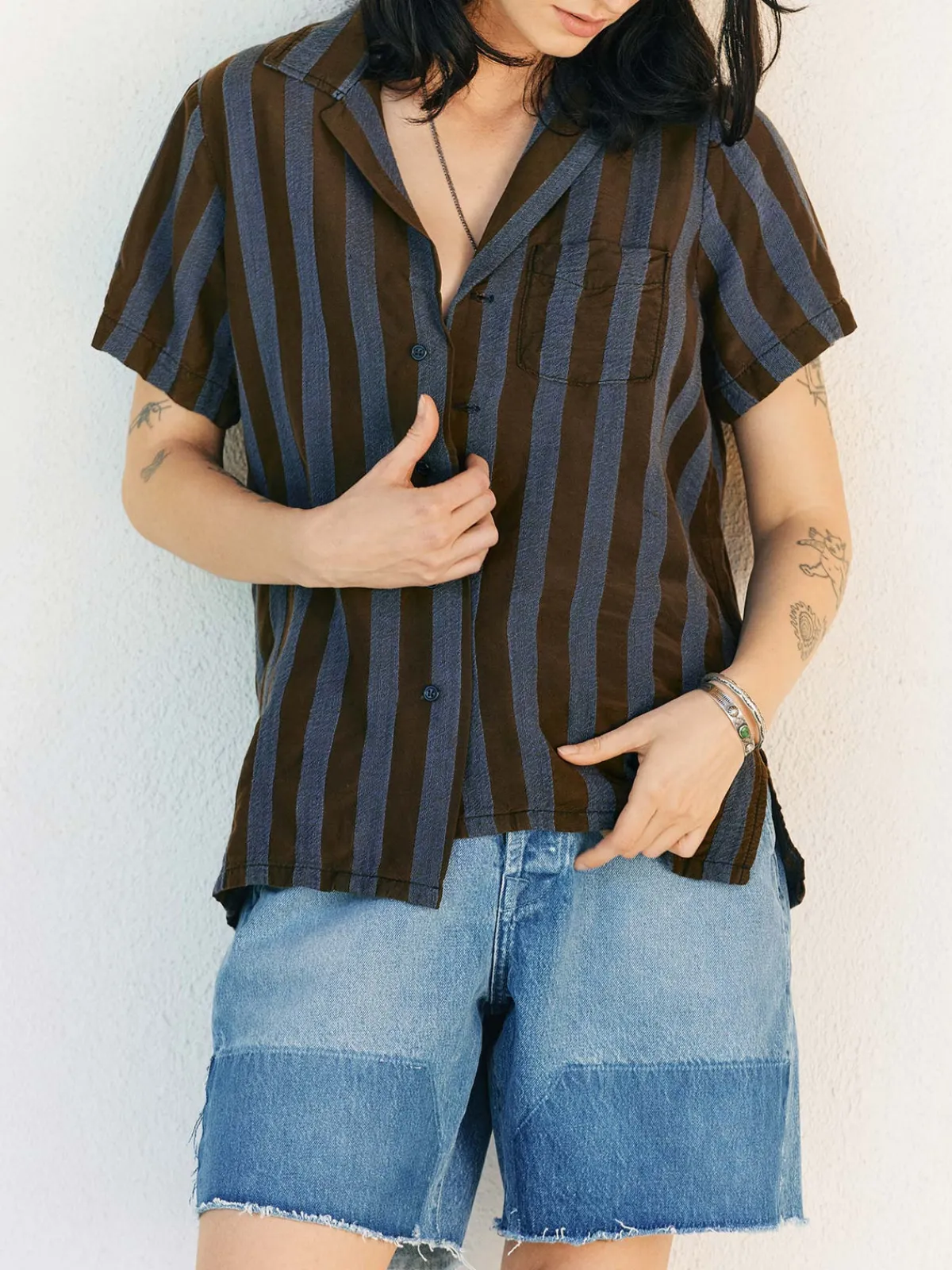 Women Imogene + Willie the sunfair shirt in indigo jacquard stripe