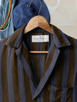 Women Imogene + Willie the sunfair shirt in indigo jacquard stripe