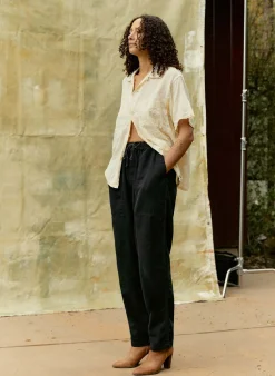 Women Imogene + Willie the ventura chore pant in faded black